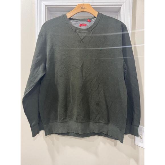 Izod Sweatshirt - Picture 1 of 3